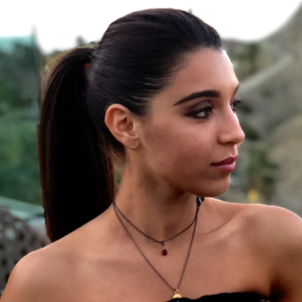 Meet your Posher, Alyvia